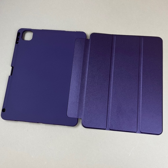 Soke iPad Pro 11” Case (2020) w/ Pencil Holder - Picture 4 of 8